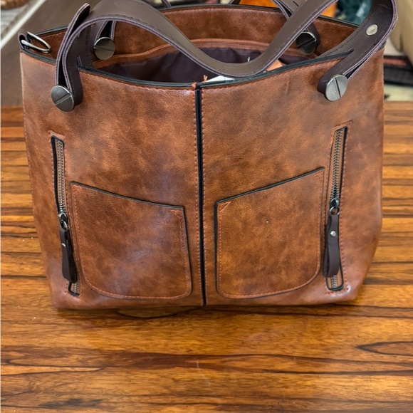 Brown Structured Leather Tote Bag with Vintage Look - Picture 5 of 11
